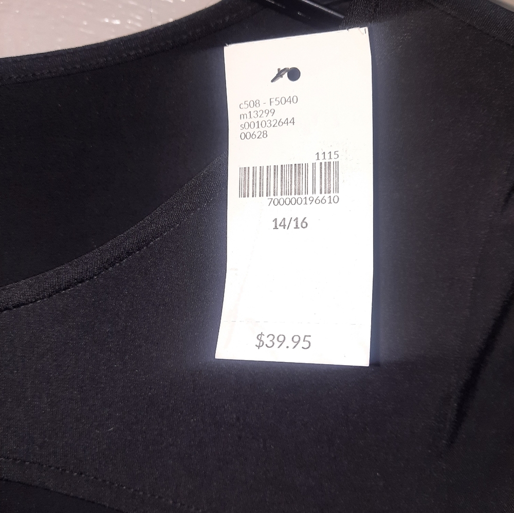 14 NWOT Lane Bryant ladies top - Picture 5 of 6